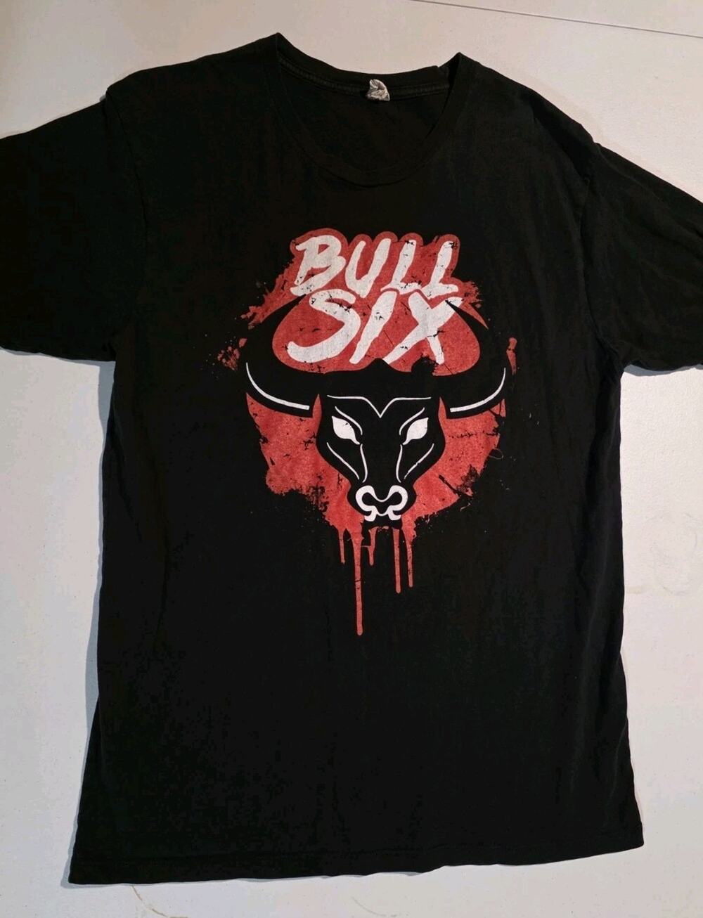 Chicago Bulls Graffiti 6 Championships T Shirt Mens Large Black Red Graphic NBA